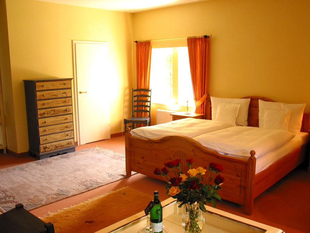Park- Und Schlosshotel Schlemmin Εξωτερικό φωτογραφία